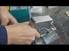 Macchina di saldatura laser a motore singolo a fibra di 1500W spessore di saldatura regolabile 0-5 mm