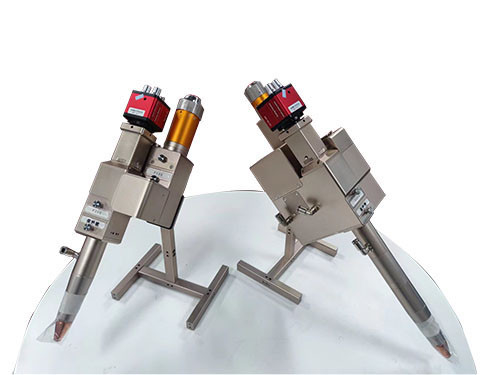 Un buon prezzo. Saldatura laser a fibra industriale 1000w per saldatura laser robotica in linea