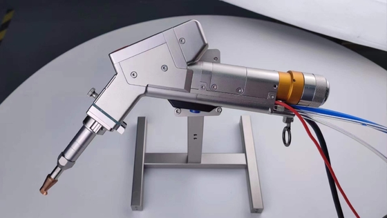 Un buon prezzo. CE Certificati ISO Collimate Focus 50 Laser Rust Remover Machine per la pulizia di precisione in linea
