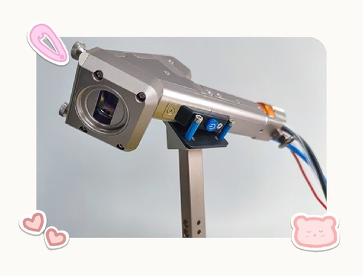 Un buon prezzo. Macchina di pulizia laser all'avanguardia e versatile 1500W 2000W Potenza massima opzionale 2000W Larghezza di pulizia 300 mm Max in linea