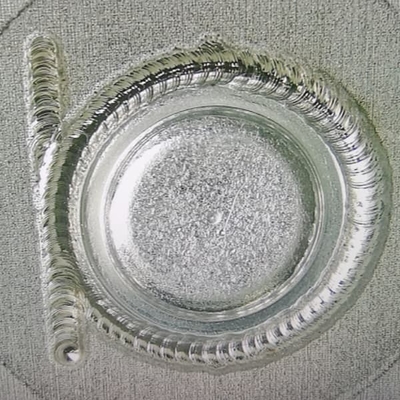 Soluzione di saldatura laser per rivetti di tenuta di batterie al litio con tecnologia di saldatura laser HW